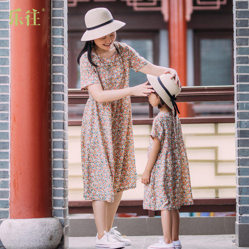 小高端女童连衣裙夏季碎花亲子装