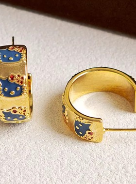 高档轻奢蓝色珐琅猫咪C形耳环女生法式高级小众甜美小猫猫耳钉女