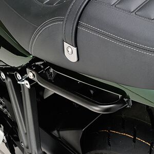 适用川崎Z900RS 2018-2019后扶手乘客握把辅助手把复古改装不锈钢