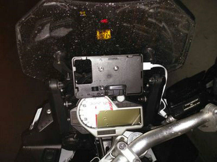 适用宝马S1000XR 15-16手机导航支架手机座USB佳明触点接电