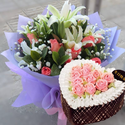 郏县汽车站宏宝石翰林世家新世纪小学红玫瑰生日蛋糕鲜花店同城