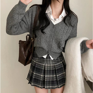 2026轻氧早春韩国chic风V领学院风毛衣外套女宽松百搭针织衫