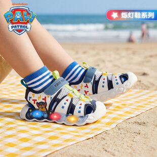 汪汪队2026夏季新款男童凉鞋发光发亮闪烁灯鞋小宝宝镂空包头鞋