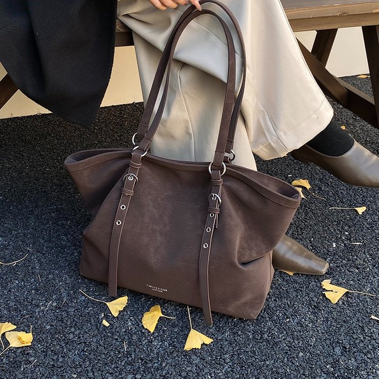 包包女高级感2025新款时尚复古单肩腋下包百搭大容量手提大托特包