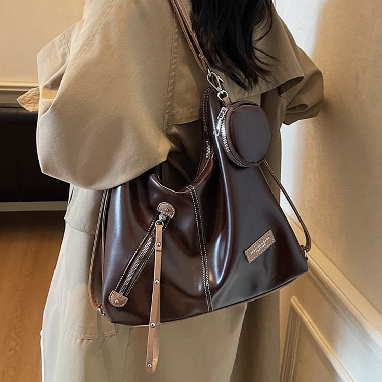 秋冬新款高级感大容量通勤托特包日常两用休闲百搭时尚单肩斜挎包