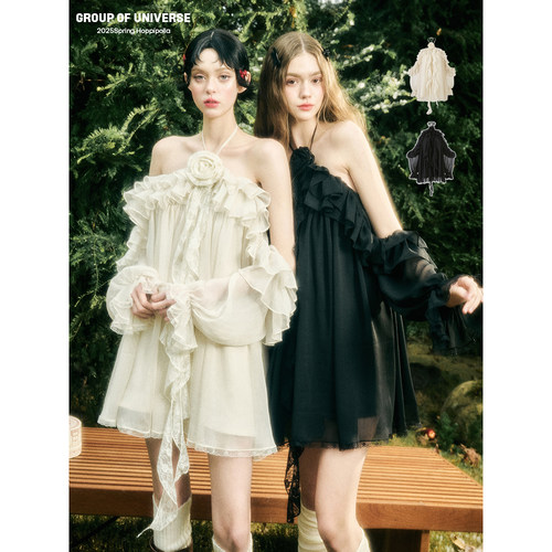 银河万岁 “精灵”会发光空气轻盈「仙境连衣裙」挂脖露肩飘带裙