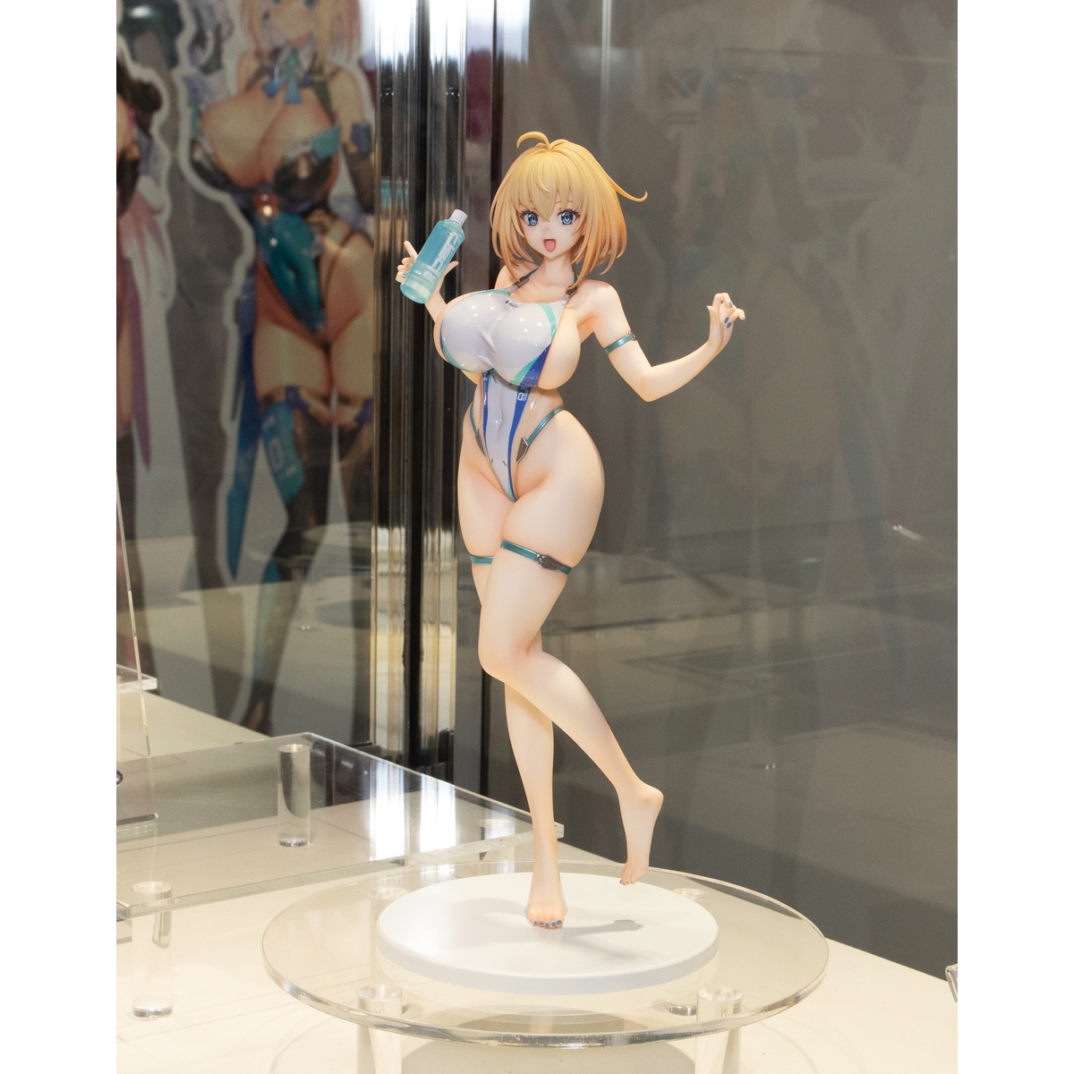 兔女郎服装计划索菲亚高衩泳装