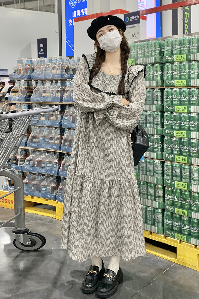 法式复古碎花荷叶边连衣裙女2025春季新款时尚显瘦高级感气质长裙,女装连衣裙,2C032