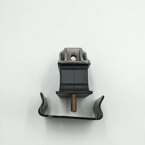 MB100伊思坦纳发动机机爪垫