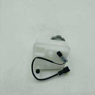 上海汇众MB100伊斯坦纳双龙ISTANA刹车总泵油壶6614303102