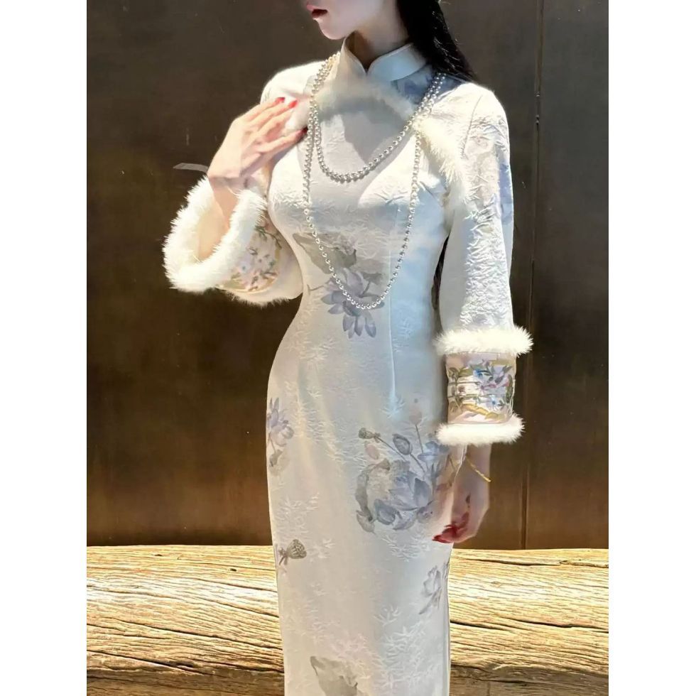 素雅高级刺绣加绒旗袍连衣裙厚款陌上花开倒大袖原创自制秋冬新款
