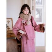 2026年冬季 新中式 国风套装 独特漂亮绝美粉色多巴胺上衣半裙两件套