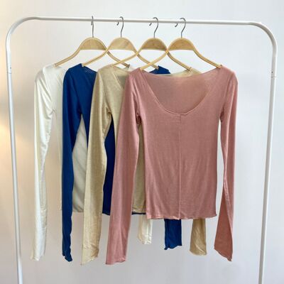 常规女性甜美长袖纯色