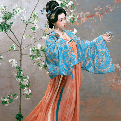 花朝记唐披衫齐胸裙汉服传统复原