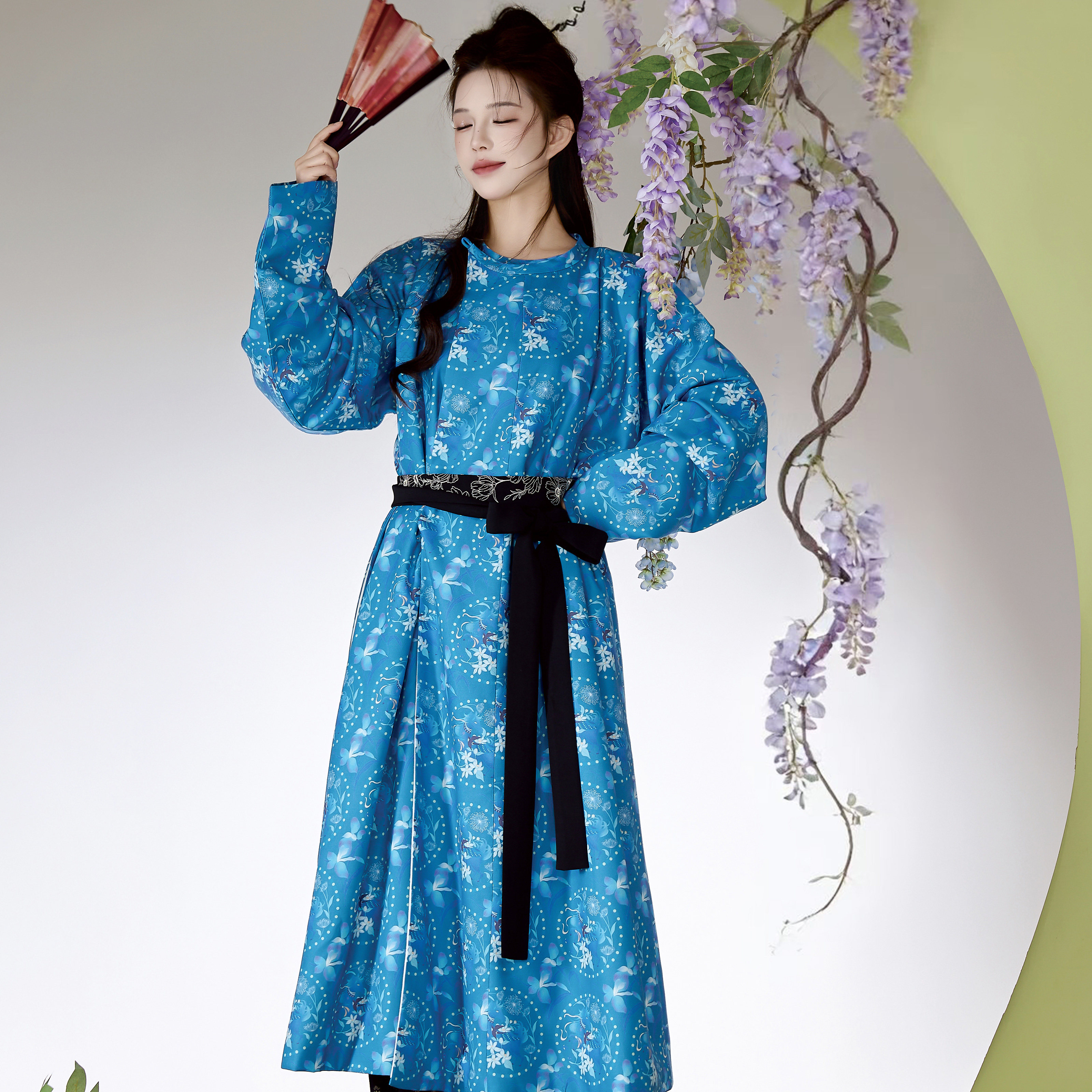 花朝记｜花间灵玑灵驹｜唐制汉服圆领袍灯笼裤蓝色马年传统日常风