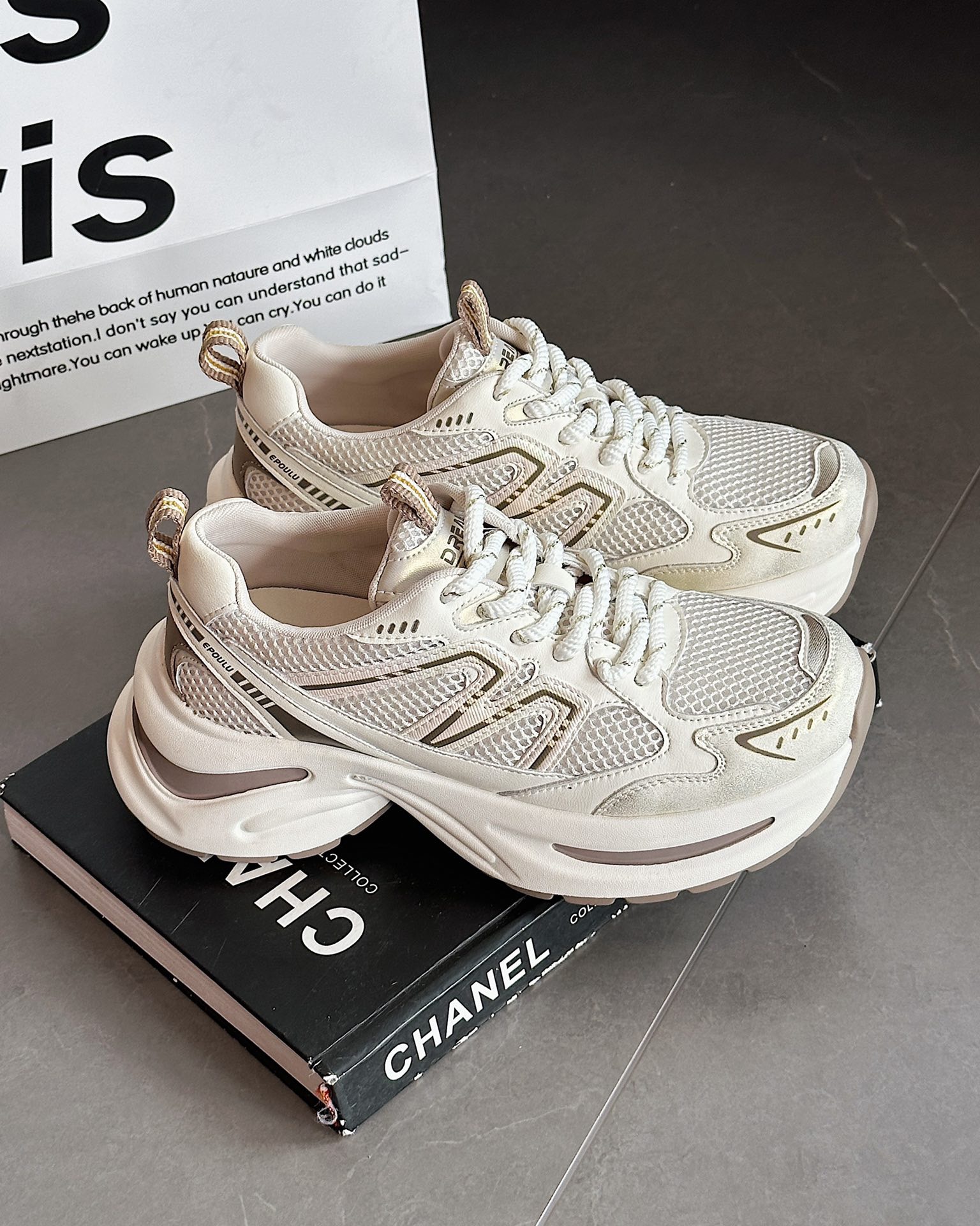 戈美其休闲厚底圆头秋款百搭女鞋