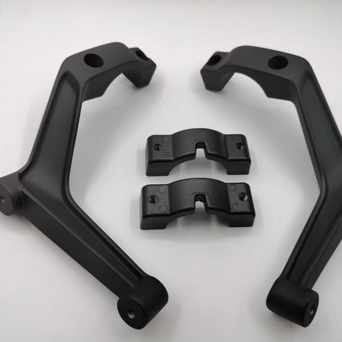 TR300旅行版前风挡支架