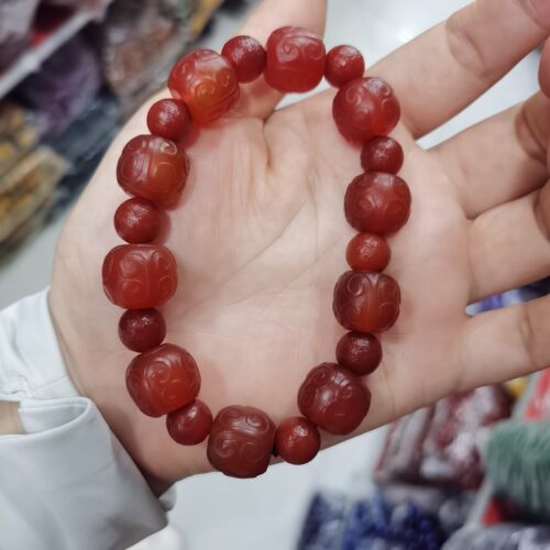 红玛瑙雕刻回纹珠手串男士红玛瑙玉髓老型珠手链饰品简约手链
