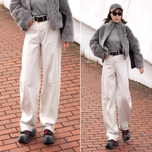 啄木鸟浅色牛仔裤2026新款女休闲阔腿裤秋冬加绒香蕉裤子弯刀裤