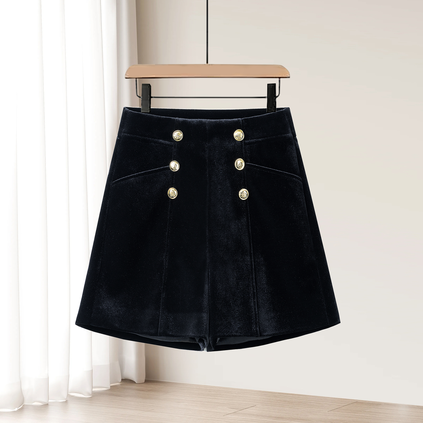 啄木鸟黑色金丝绒打底短裤女秋冬季高腰修身显瘦厚直筒靴裤