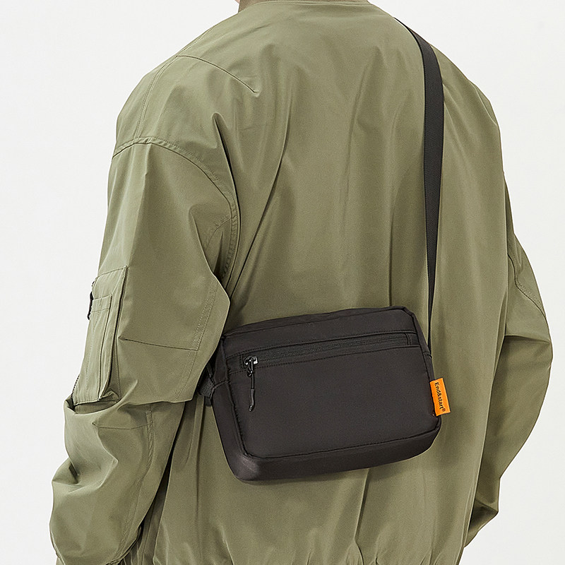 斜挎包男潮牌单肩包休闲百搭小挎包男款学生挎包男士休闲邮差包,箱包皮具/热销女包/男包,男士包袋,淘宝优惠券,粉丝福利购,淘宝优惠卷