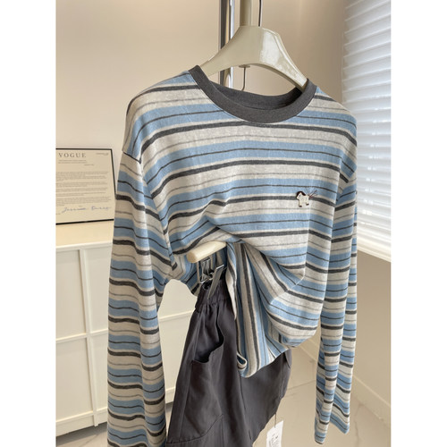 显白撞色灰蓝条纹长袖t恤