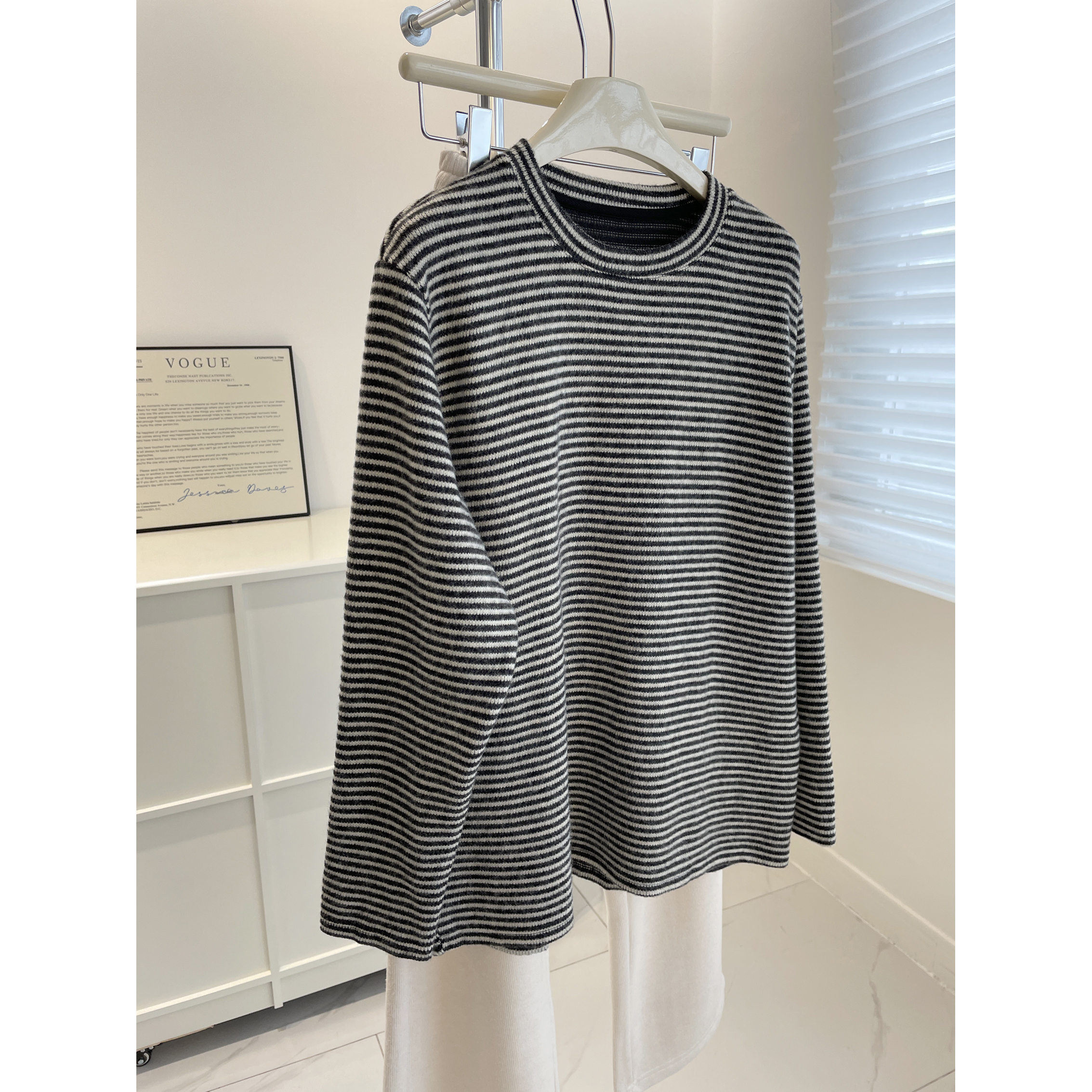 韩系撞色细条纹长袖打底衫