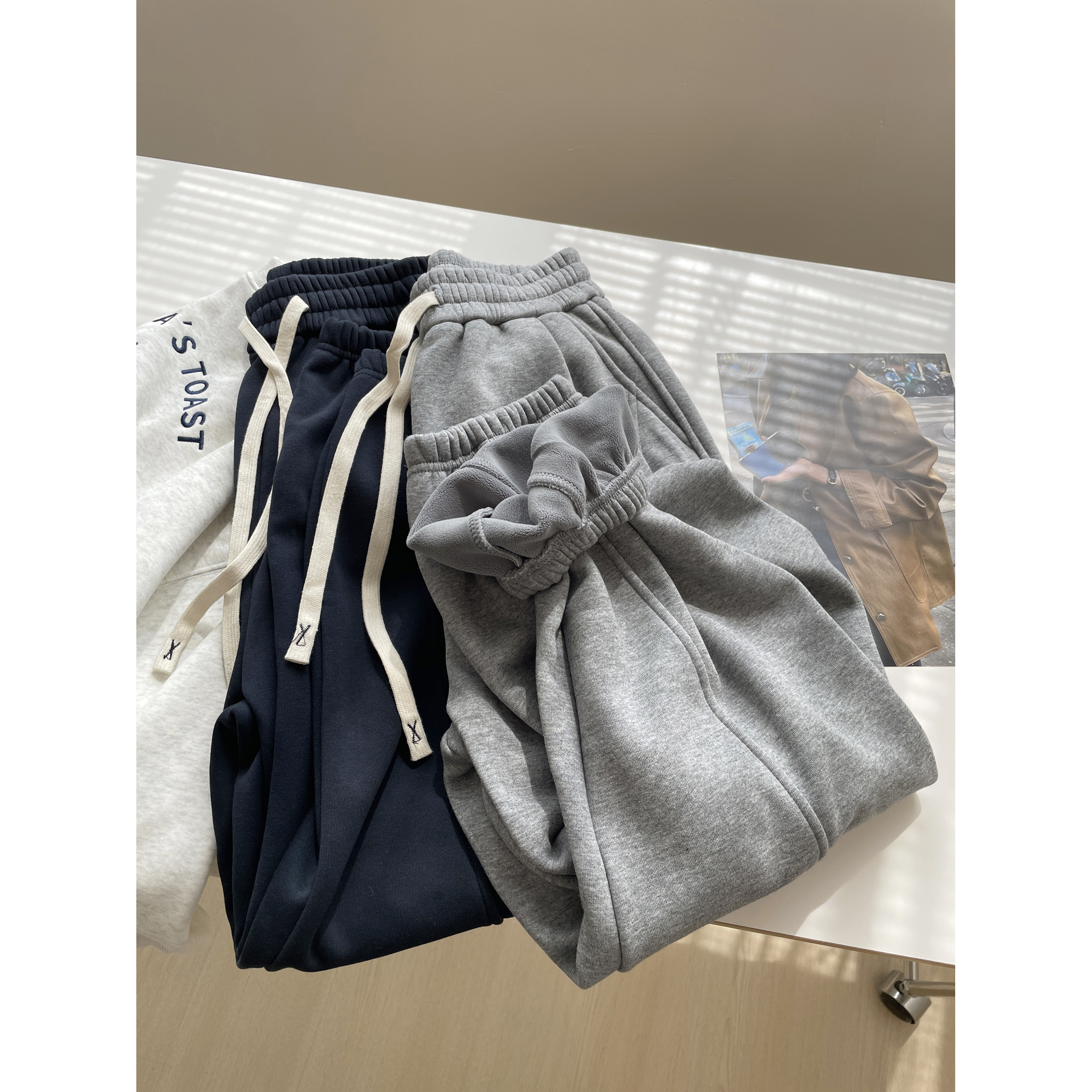 加厚加绒束口运动卫裤束脚裤