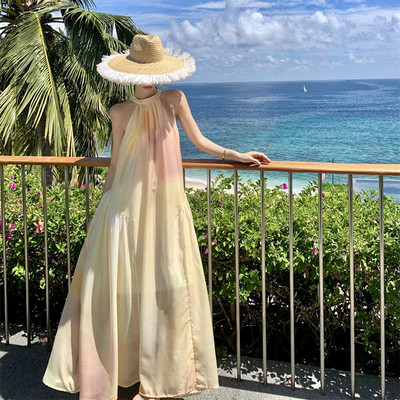 MURMURMI胶囊系列度假感挂脖打褶印花连衣裙