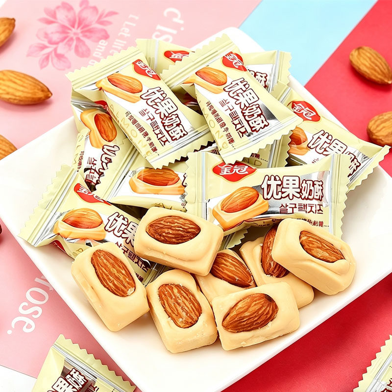 金冠优果奶酥杏仁奶脆酥糖黑糖话梅糖硬糖喜糖散装小零食糖果年货
