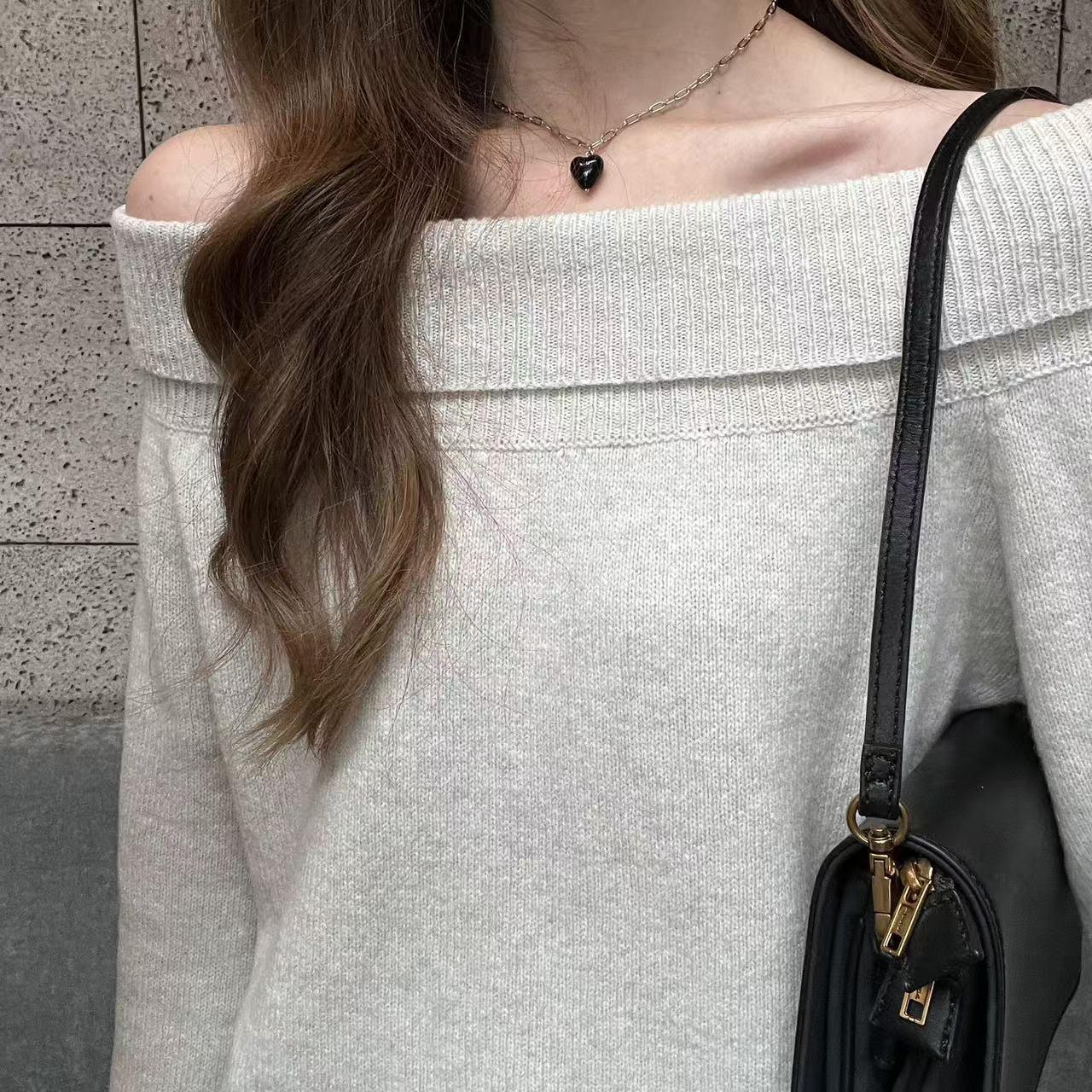 小众女款黑色百搭爱心吊坠项链