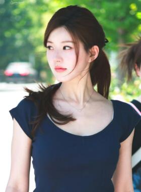 Brandy girl bm V领露锁骨T恤女2024新款赵露思同款短袖小众上衣