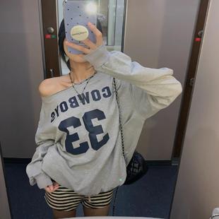 现货bm美式 BM上衣 慵懒chic斜肩卫衣2024早秋宽松露肩灰色长袖