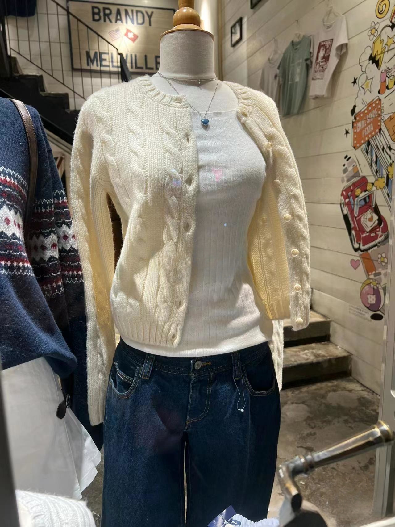 短款麻花针织衫Brandygirlbm圆领