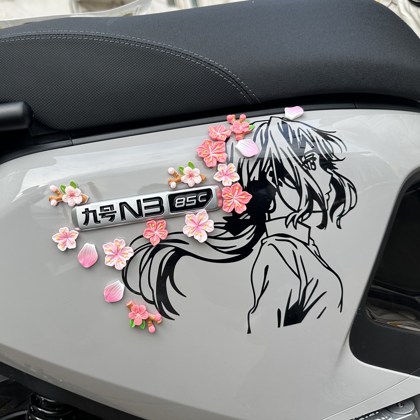 适用于九号仿真桃花立体装饰车贴