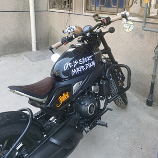 适用于春风450CLC人生苦短及时行乐贴纸摩托车贴个性创意装饰贴