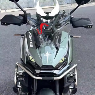 适用于升仕368G摩托车大灯猫眼贴膜夜光滴胶眼睛风挡车头装饰贴纸