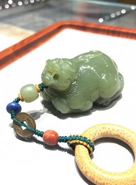 和田玉河磨玉椴树林料貔貅手把件挂坠摆件细度油度特别好送礼物