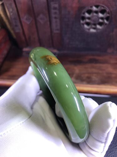 天然和田玉东北籽料厂家直销析木绿河磨玉62口手镯73克定制定做