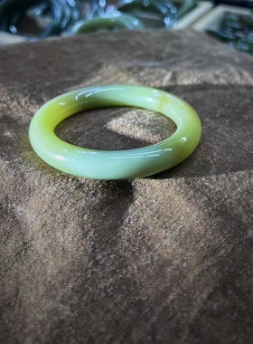 析木河磨玉椴树林手镯55.56口径玉质细腻光滑无裂无杂油性十足漏