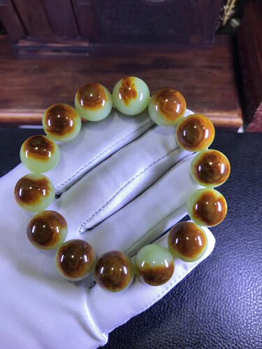 天然和田玉东北籽料黄白河磨玉纯天然皮色粒粒带皮手链86克正品