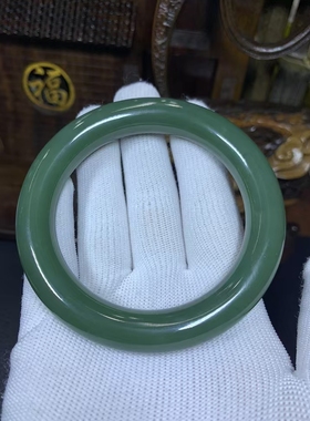 析木绿河磨玉圆条手镯58口径重68克和田玉可定制一手货源收藏级