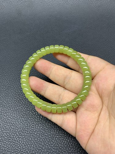 天然和田玉东北籽料析木河磨玉椴树林黄绿肉直切手链手串25克正品