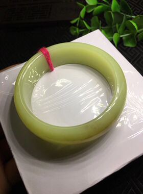 天然手镯口径黄白老玉