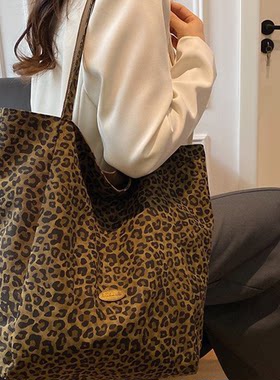 大容量豹纹麂皮绒帆布包包女2025新款上班通勤单肩腋下包购物袋
