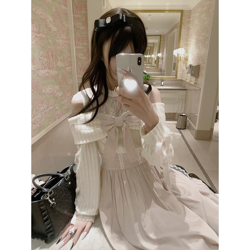 清楚系温柔甜美浅粉露肩连衣裙