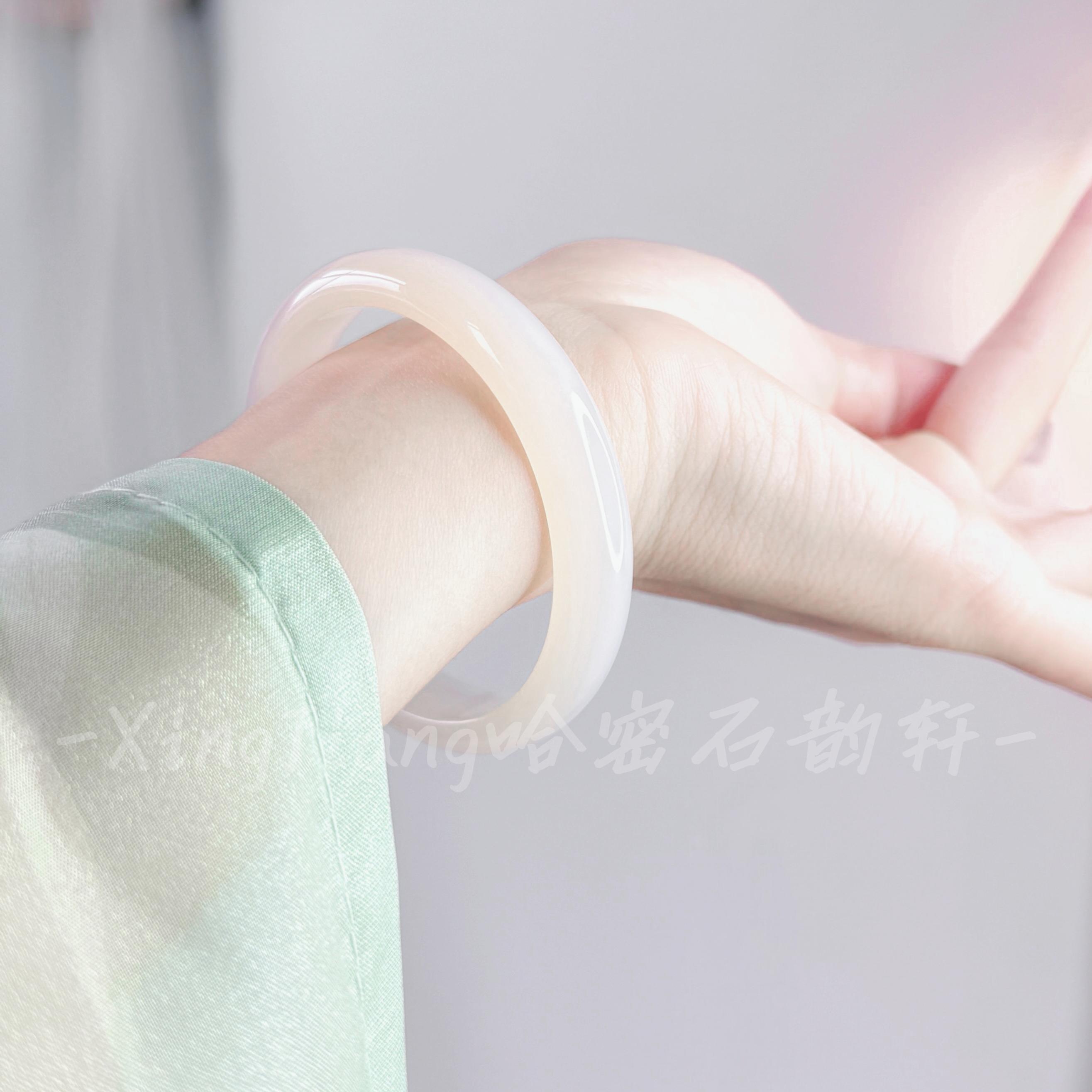 白月光冰种玉髓手镯荔枝冻玛瑙女然高冰翡翠新中式送女友石韵轩