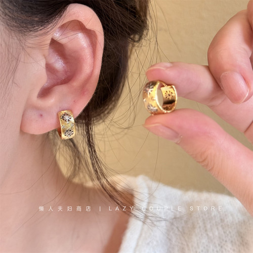 金色拉丝八芒星耳扣耳环
