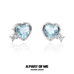 多巴胺奶蓝色 原创小众爱心耳钉镶钻耳饰