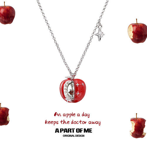 是苹果切片～原创红色苹果吊坠项链女小众设计高级感甜酷2025新款